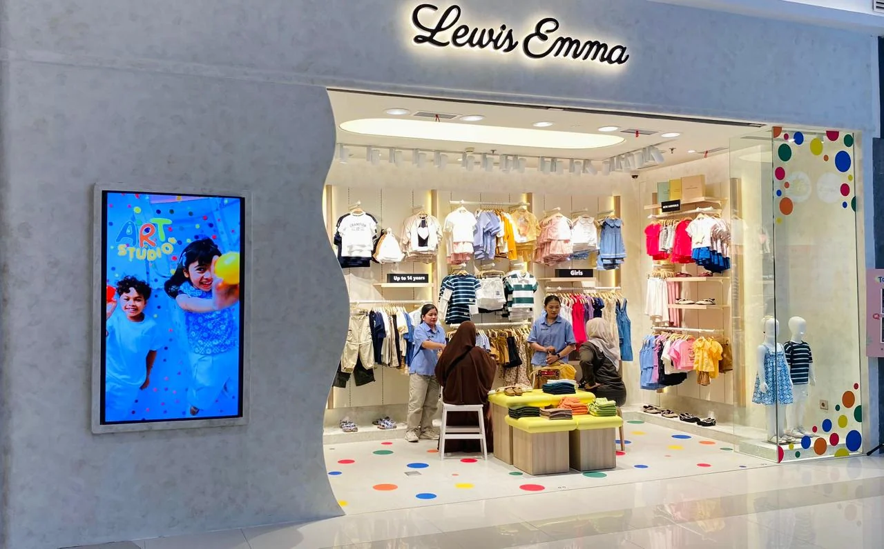 Saatnya Tampil Kompak Bersama Keluarga dengan Lewis Emma di Mall of Indonesia 