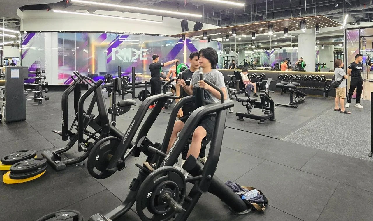 Celebrity Fitness 2.0 Your New Active Hangout - Mall of Indonesia